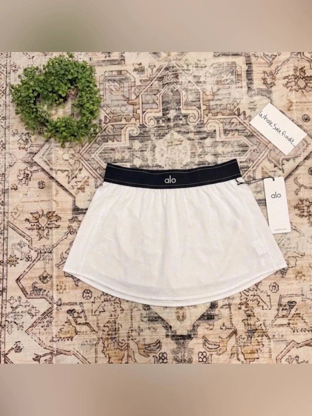 ALO Yoga White Mini Active Skirt with Black Waistband